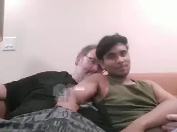 Gay sex chat with spoiltheprince - camgaychat.com - Britain