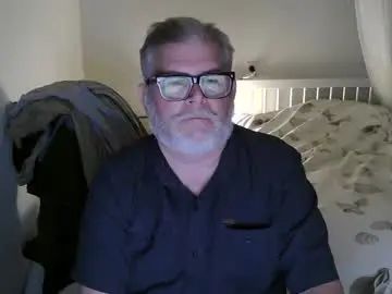 Gay sex chat with milesnash - camgaychat.com - Britain