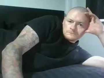 Gay sex chat with oneguycam - camgaychat.com - Britain