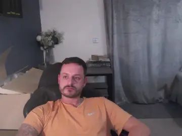 Gay sex chat with Biigman598 - camgaychat.com - Britain