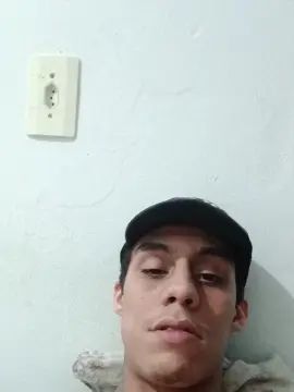 Gay sex chat with Novinho_s01 - camgaychat.com - Portugal