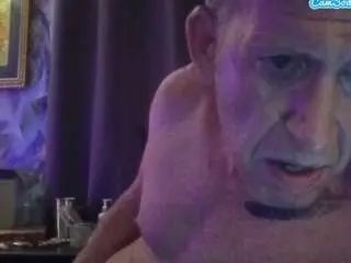 Gay sex chat with freakyfresh222 - camgaychat.com