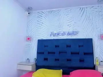 Gay sex chat with axel_tonny - camgaychat.com - Britain