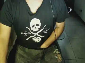 Gay sex chat with frankit0_ - camgaychat.com - Spain