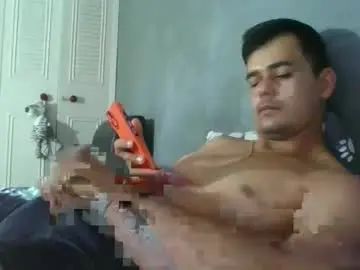 Gay sex chat with caliente2026 - camgaychat.com - Britain