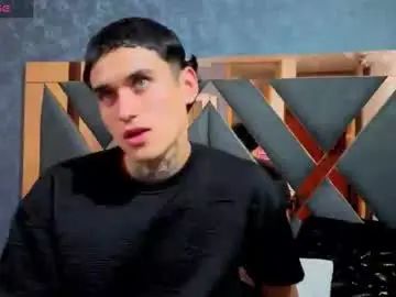 Gay sex chat with owen_desmond - camgaychat.com - Spain