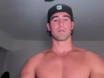 Gay sex chat with italianstallion336 - camgaychat.com - Britain