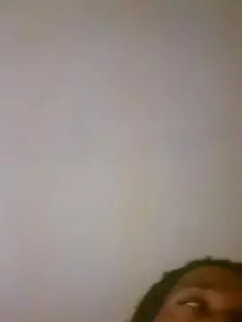 Gay sex chat with DreDai4L - camgaychat.com - Britain