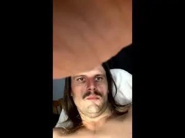 Gay sex chat with lord_of_cum1012 - camgaychat.com - Britain