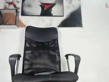 Gay sex chat with tyler_twink_boy - camgaychat.com - Britain