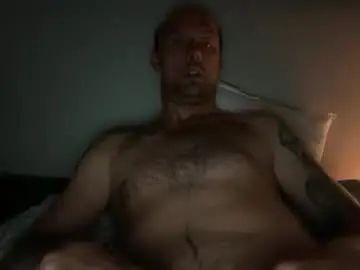 Gay sex chat with slutforyou2025 - camgaychat.com - Britain