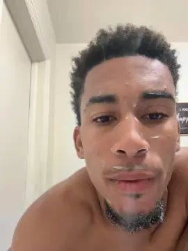 Gay sex chat with bigdick4u2see - camgaychat.com - Britain