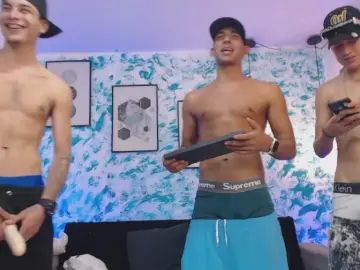 Gay sex chat with KINGOFHEAVENS_ - camgaychat.com - Spain
