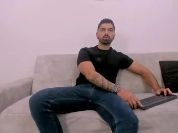 Gay sex chat with gohan_boy - camgaychat.com - Spain