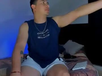 Gay sex chat with lexmiller18 - camgaychat.com - Britain