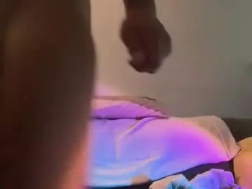 Gay sex chat with thewildbuck - camgaychat.com - Britain