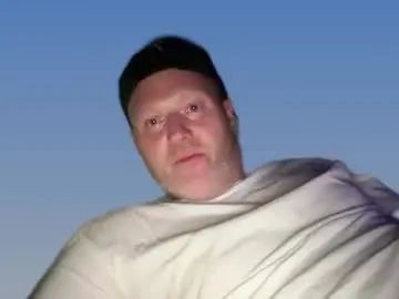 Gay sex chat with bdawgtyu - camgaychat.com - Britain