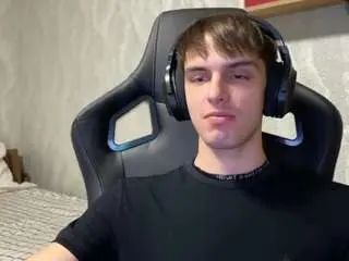 Gay sex chat with redbullshine - camgaychat.com