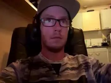 Gay sex chat with jdboyy - camgaychat.com - Britain