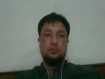 Gay sex chat with devilsuji1 - camgaychat.com - Britain