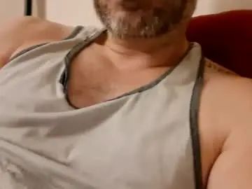 Gay sex chat with latino71337 - camgaychat.com - Britain