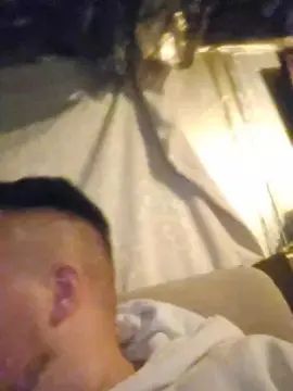 Gay sex chat with TinderSwindler - camgaychat.com - Britain