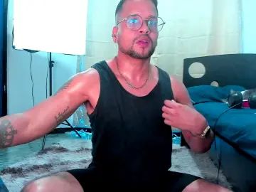 Gay sex chat with LucasGaeel - camgaychat.com - Spain