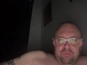 Gay sex chat with j0el75 - camgaychat.com - Britain