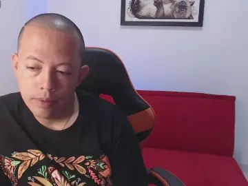 Gay sex chat with Ozunalopez - camgaychat.com - Britain