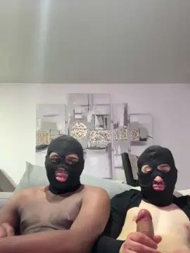 Gay sex chat with UnRenoiUnRebeu - camgaychat.com - France