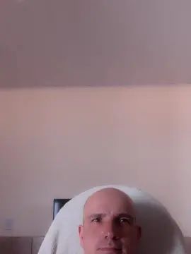 Gay sex chat with menperformer18 - camgaychat.com - Portugal