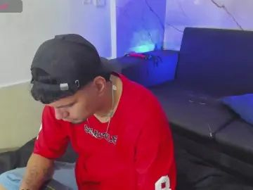 Gay sex chat with kikevilla - camgaychat.com - Spain