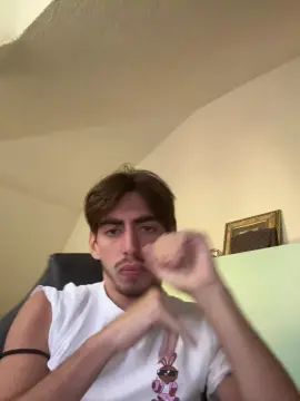 Gay sex chat with BABYJR05 - camgaychat.com - Italy