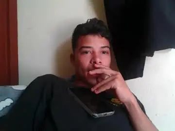 Gay sex chat with kanao3104 - camgaychat.com - Britain