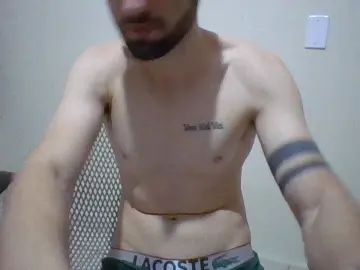 Gay sex chat with lucaswild22 - camgaychat.com - Portugal