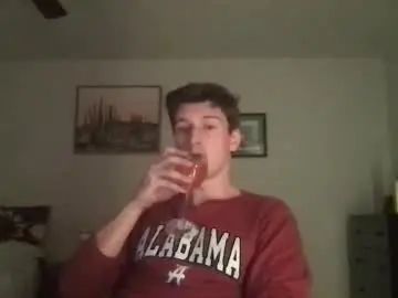 Gay sex chat with ty1erg7676 - camgaychat.com - Britain
