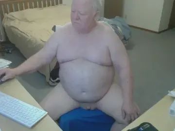 Gay sex chat with ScooterCummForU - camgaychat.com - Britain