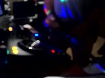 Gay sex chat with paolamerlot - camgaychat.com - Britain