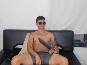 Gay sex chat with noah_brow - camgaychat.com - Spain
