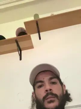 Gay sex chat with Kbl31 - camgaychat.com