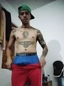 Gay sex chat with SoloTintaX66T - camgaychat.com - Spain