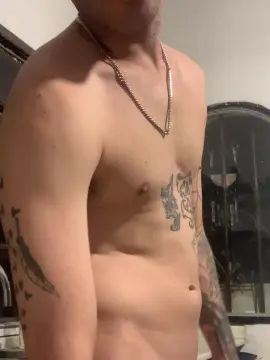 Gay sex chat with Tattuuu99 - camgaychat.com - Spain