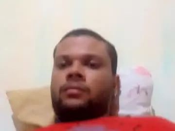 Gay sex chat with danielrodrigues202525 - camgaychat.com - Britain