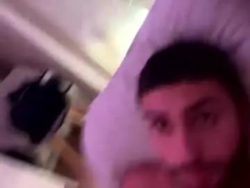 Gay sex chat with lorenzogrillo05 - camgaychat.com - Britain
