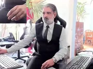 Gay sex chat with alpha_top_boss - camgaychat.com - Britain