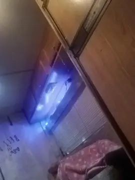 Gay sex chat with forsakn1 - camgaychat.com - Britain