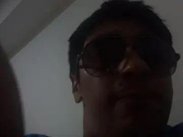Gay sex chat with nick_miyake - camgaychat.com - Britain