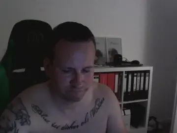 Gay sex chat with ICE0080 - camgaychat.com - Germany