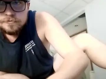 Gay sex chat with stout0818 - camgaychat.com - Britain