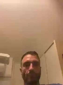 Gay sex chat with grossebit63 - camgaychat.com - France